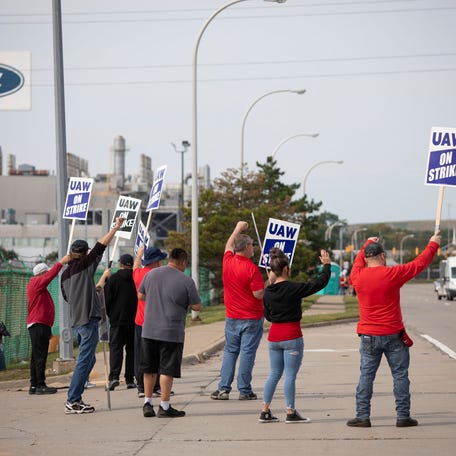 United Auto Workers members strike at the Ford Michigan Assembly Plant on September 16, 2023, in Wayne, Michigan. This is the first time in history that the UAW is striking all three of the Big Three automakers, Ford, General Motors, and Stellantis, at the same time..