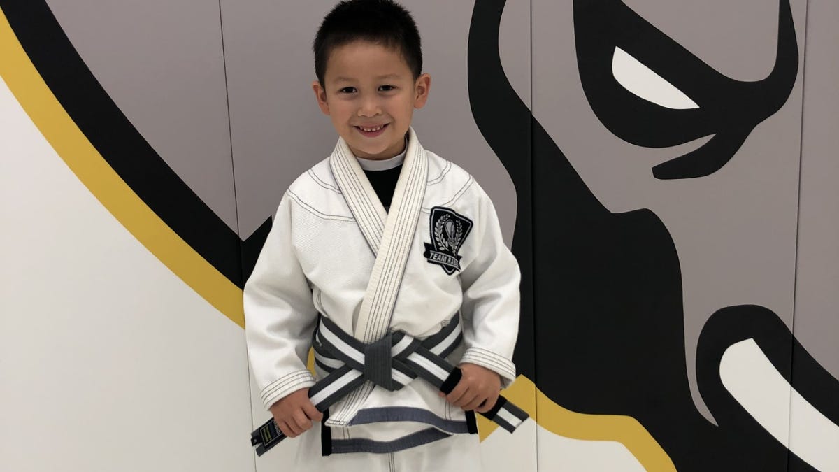 Dad announces death of his 6yearold son who was attacked by neighbor with baseball bat Dad announces death of his 6yearold son who was attacked by neighbor with baseball bat
