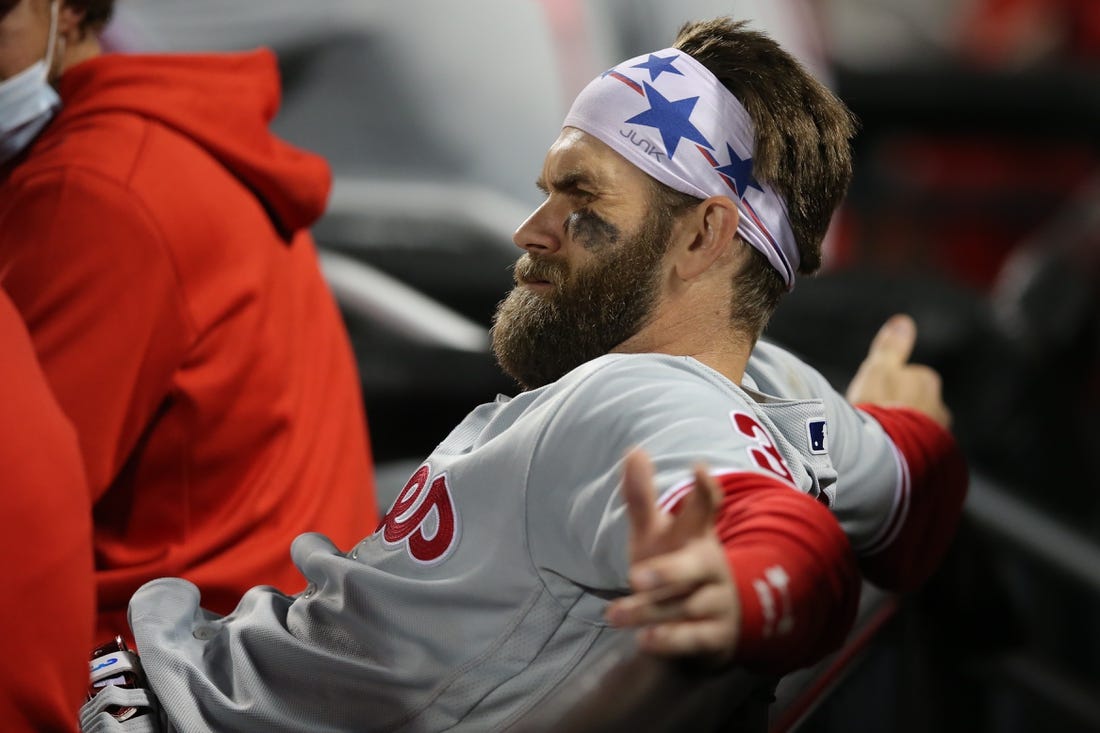 Phillies RF Bryce Harper dealing with back soreness