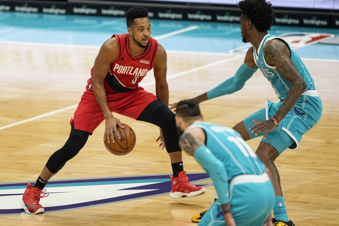 Hornets snap four-game skid with win over Trail Blazers
