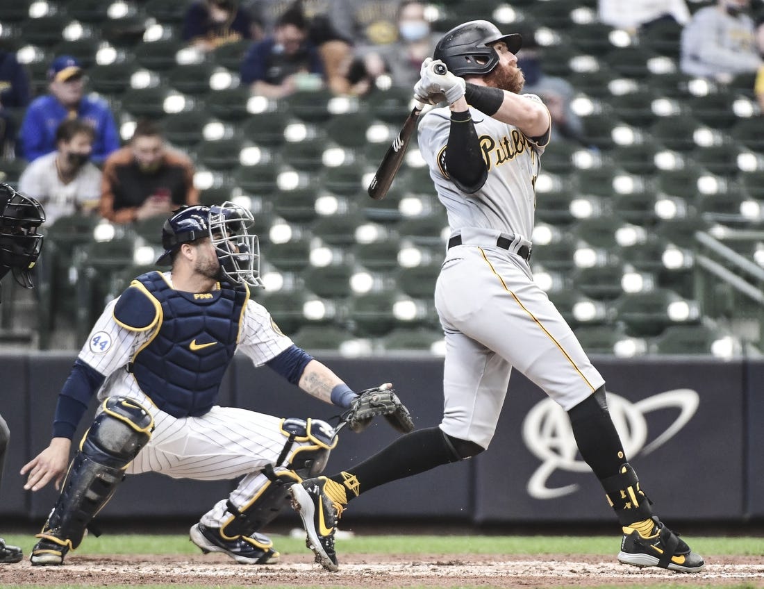 Colin Moran leads Pirates past Brewers