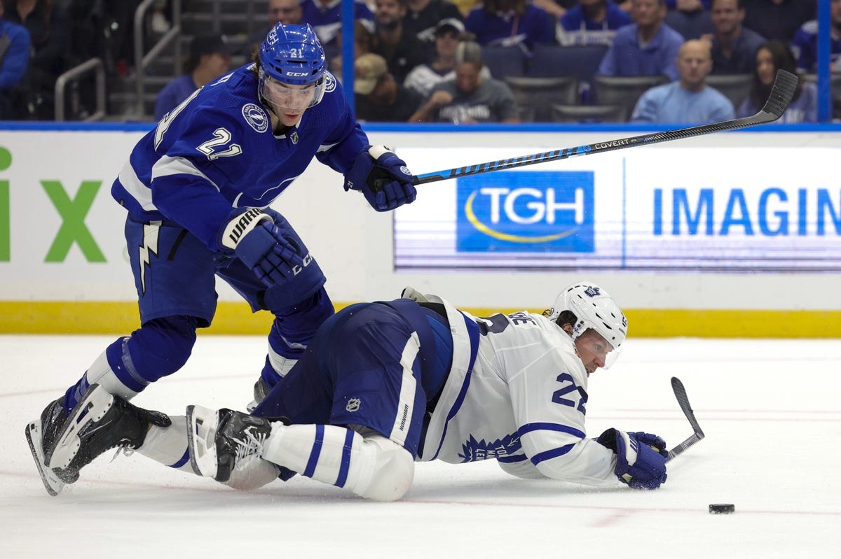 Brayden Point injury: Lightning C will not play in Game 3 vs. Avalanche -  DraftKings Network