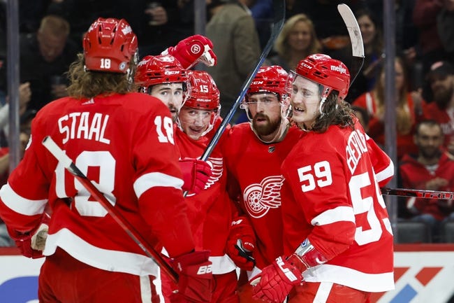 Detroit Red Wings at New York Islanders - 3/24/22 NHL Picks and Prediction