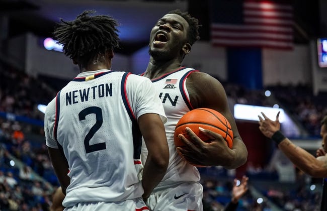 UNC Wilmington at Connecticut - 11/18/22 College Basketball Picks and Prediction